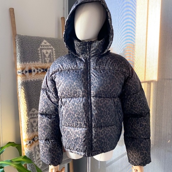 American eagle cheetah print puffer jacket sz xs - Picture 2 of 11